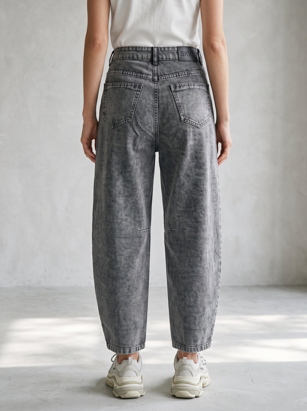 Acid Wash Barrel-Leg Jeans – Slate Grey