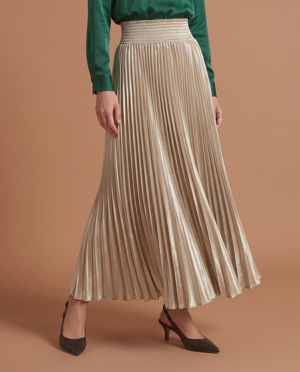 Pleated Satin Maxi Skirt (Champagne Gold)