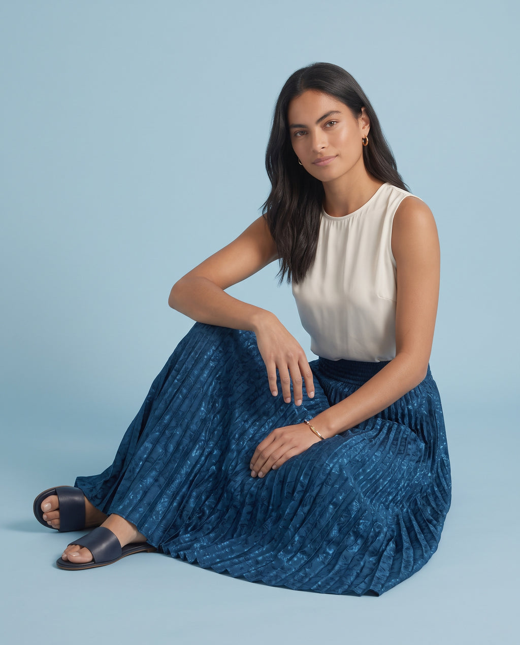 Jacquard_Pleated Maxi Skirt (blue)