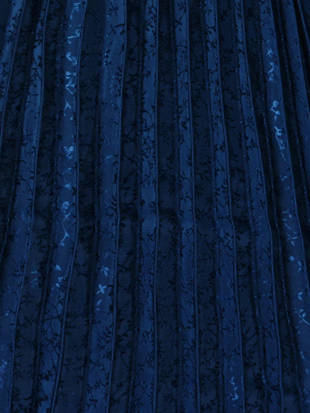 Jacquard_Pleated Maxi Skirt (blue)