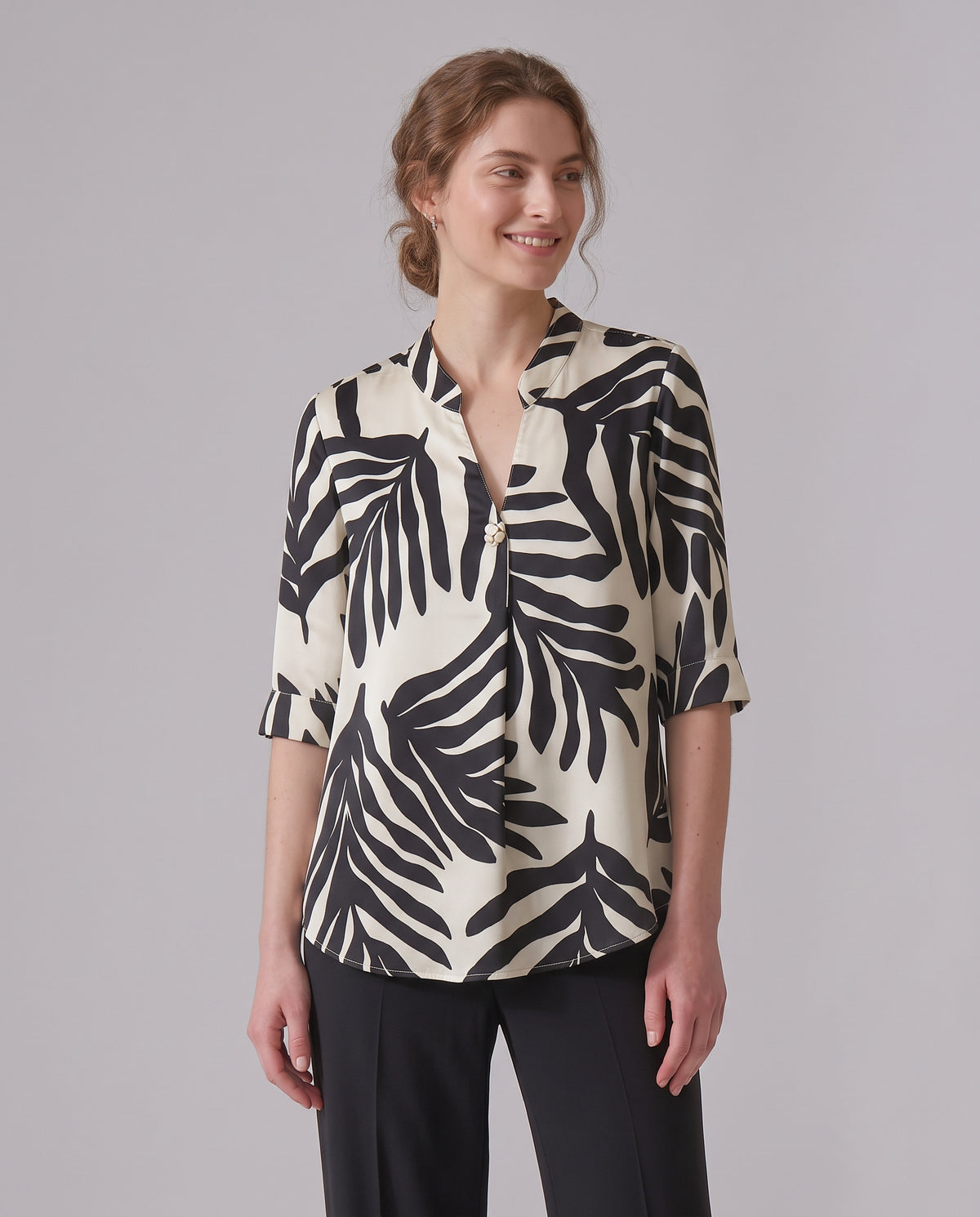 The Palm Leaf Print Blouse – Black & Ivory