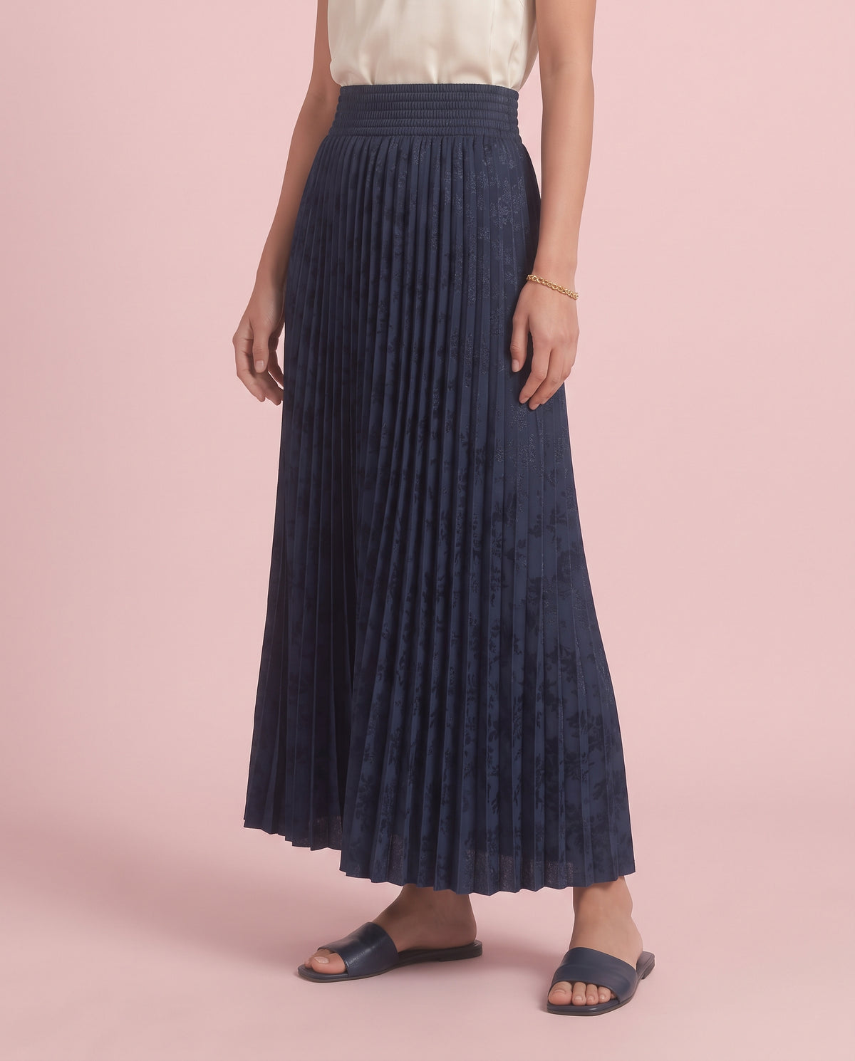 Jacquard_Pleated Maxi Skirt (Navy blue)