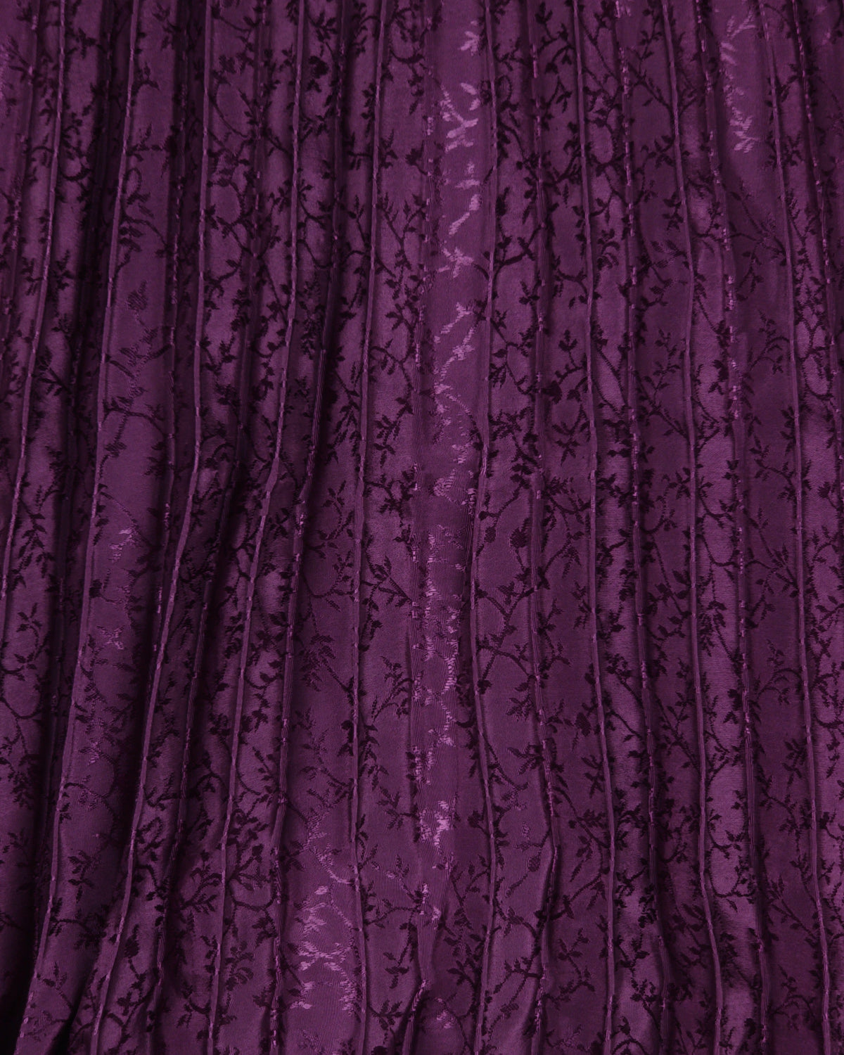 Jacquard_Pleated Maxi Skirt (plum)
